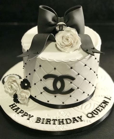 gateau chanel anniversaire|luxury Chanel cake ideas.